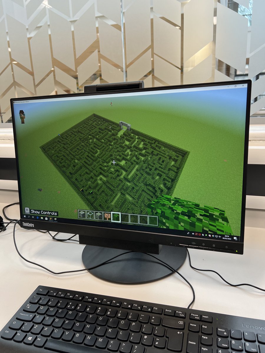 TCS_MNC's tweet photo. Year 8 have been collaborating using Minecraft to create inclusive games to promote #SaferInternetDay 
#PlayYourPart #GamingForEveryone 

@tonmiddleschool @TonyrefailCS @UK_SIC @safeinternetday https://t.co/cDufwAs6eb