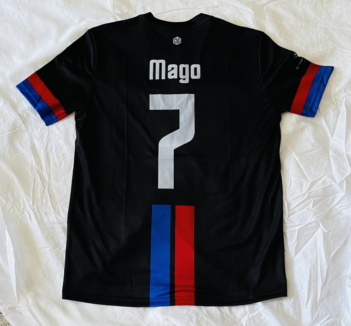 Siamo orgogliosi di presentare la nostra maglietta ufficiale per la stagione 21/22 in collaborazione con <a href="/jersix_sport/">Jersix</a>.
Disponibile da ora nello Store : jersix.com/prodotto/evolu…
#GoeVolute #Untitled 🔵🔴