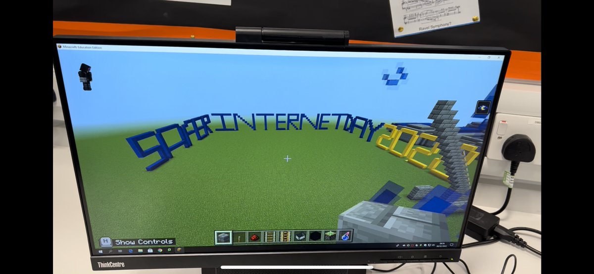 TCS_MNC's tweet photo. Year 8 have been collaborating using Minecraft to create inclusive games to promote #SaferInternetDay 
#PlayYourPart #GamingForEveryone 

@tonmiddleschool @TonyrefailCS @UK_SIC @safeinternetday https://t.co/cDufwAs6eb