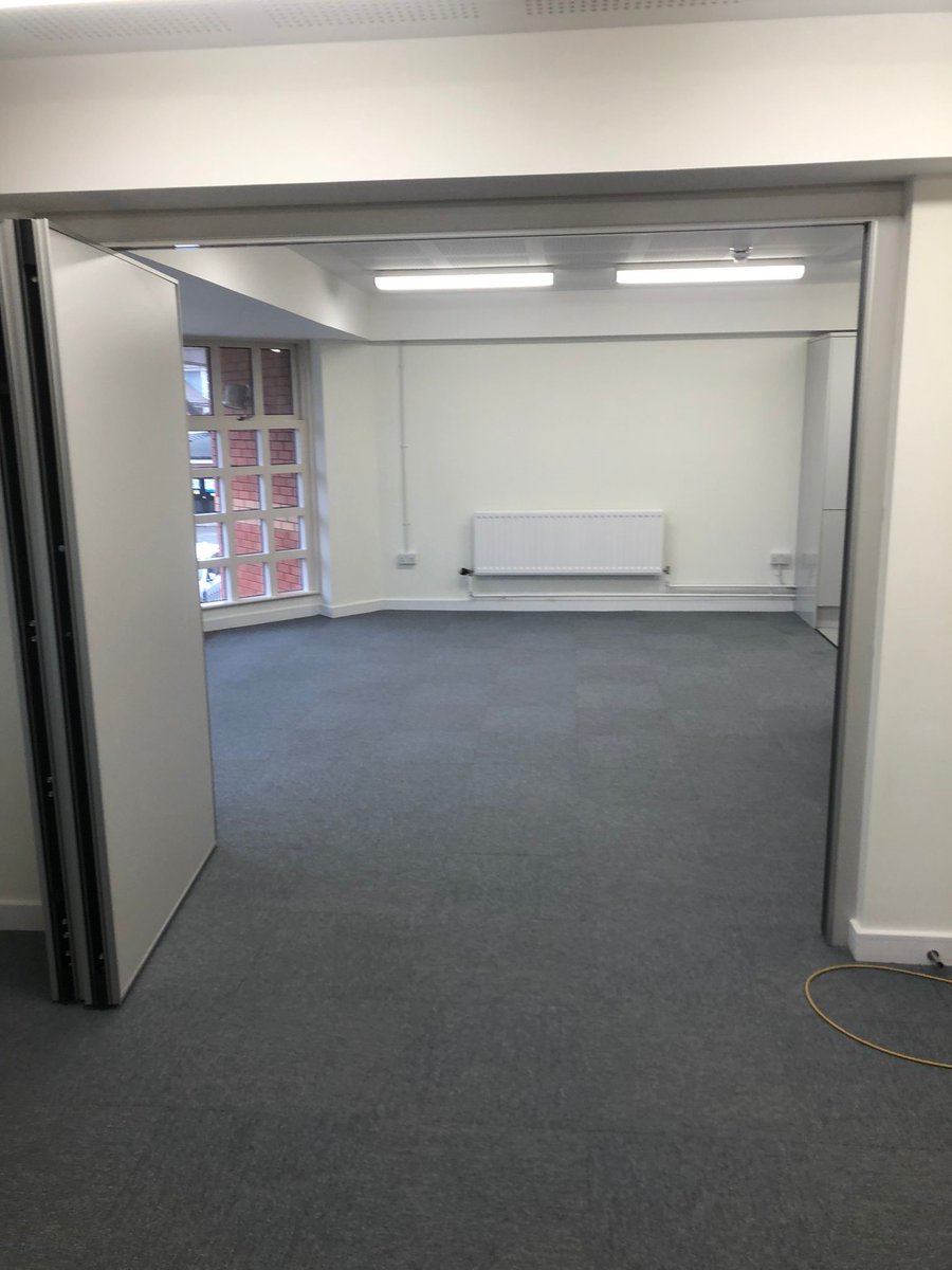 MurphyServices1's tweet photo. Final clean to Alleyn School in Dulwich #neilcottconstruction #finalclean #buildersclean https://t.co/GrZmVSaZB9