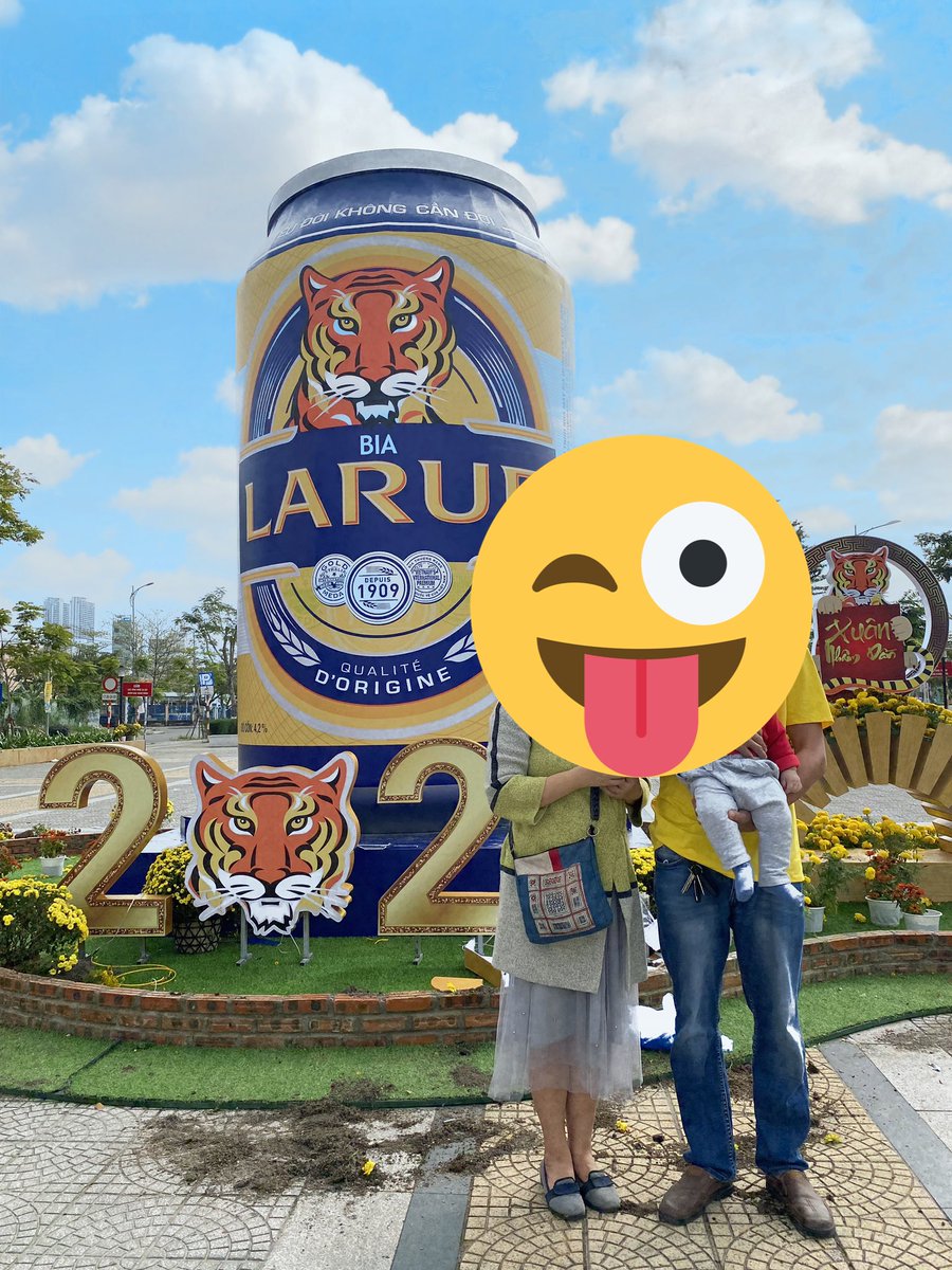 in_danang's tweet photo. 新年あけましておめでとうございます。
テト飾りで、ダナンに映えスポットがたくさん出てきました。
来年にコロナ禍が収まったら是非テト時期にダナンに来て下さいね。
ダナン観光ならうちと相談してください❤️ https://t.co/NtfRWi0Lri