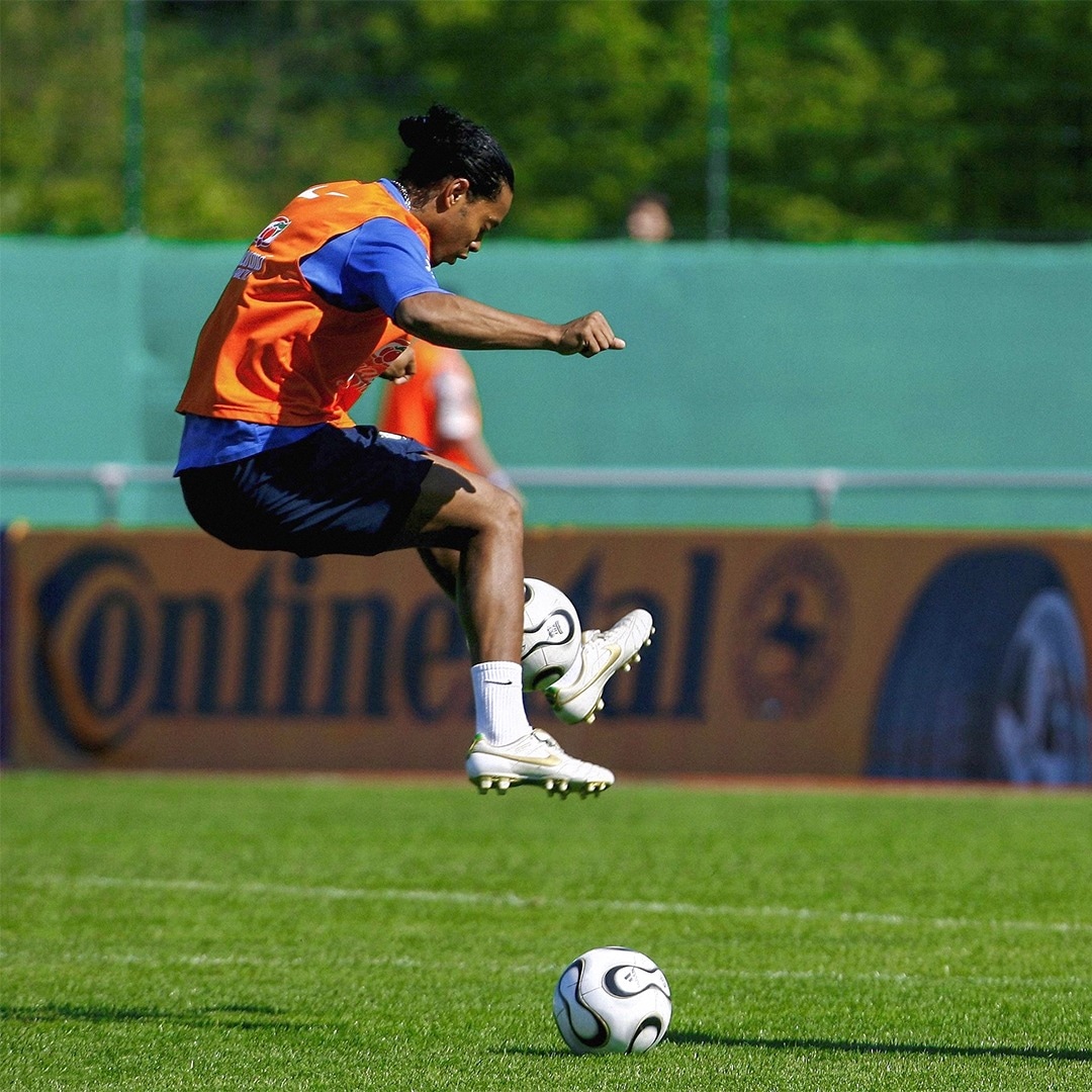 Ronaldinho tweet media