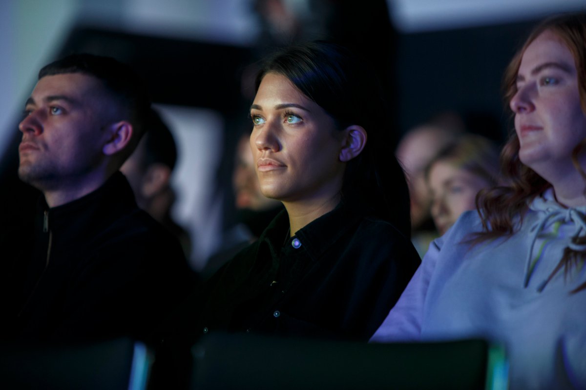 DavidOatesPhoto's tweet photo. Adidas Superstar Awards

The Superstar Awards are where Adidas Europe recognise the outstanding contributions of their staff over the previous 12 months. I documented the event at their UK headquarters.  Many thanks to the event managers  at TOL Events for bringing me on board. https://t.co/pYyEHz7xFt