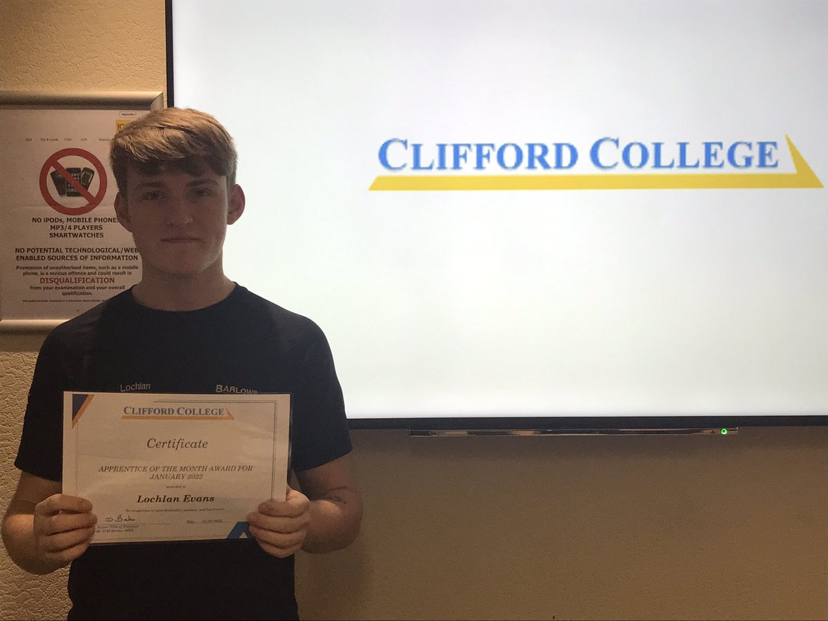 CliffordColleg1's tweet photo. A huge congratulations to our January apprentice of the month Lochlan Evans from @Barlowsukltd Lochlan has won a £30 voucher for tools. He has worked consistently hard on his portfolio and class work. Great attitude to learning #NationalApprenticeshipWeek🙌 https://t.co/KGmRhPuBrP