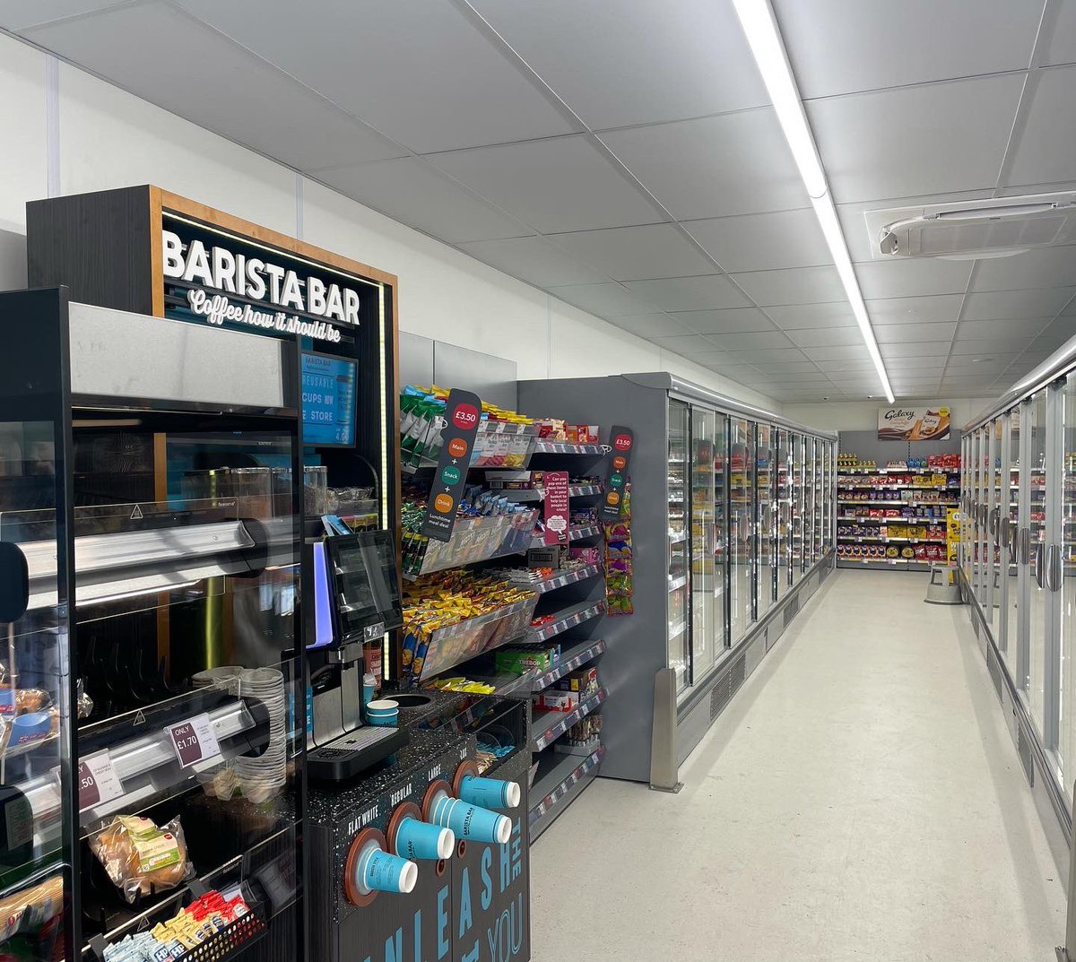 ForumContracts's tweet photo. PROJECTS COMPLETE ✅

Forum are pleased to announce the completion of both Shrub End and Lawling Avenue @EoECoop stores.

The 2 stores saw a full strip-out and fit-out over a 3 week dual-running period.

Forum will be carrying out another 2 refurbs for @EoECoop in February. https://t.co/23hxN1l1uh