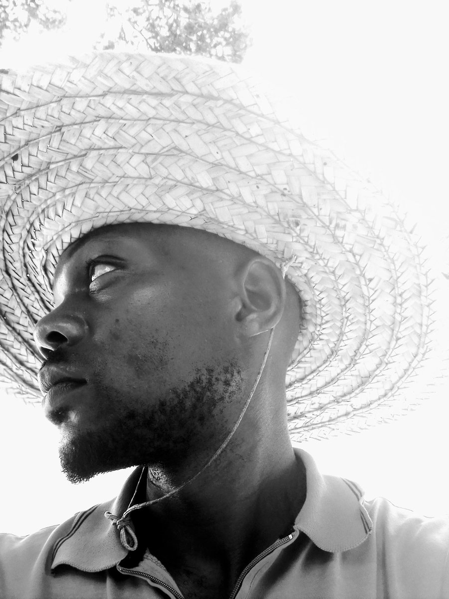 TheKingswisdom1's tweet photo. My day in black and white https://t.co/MLxX4fFEiF