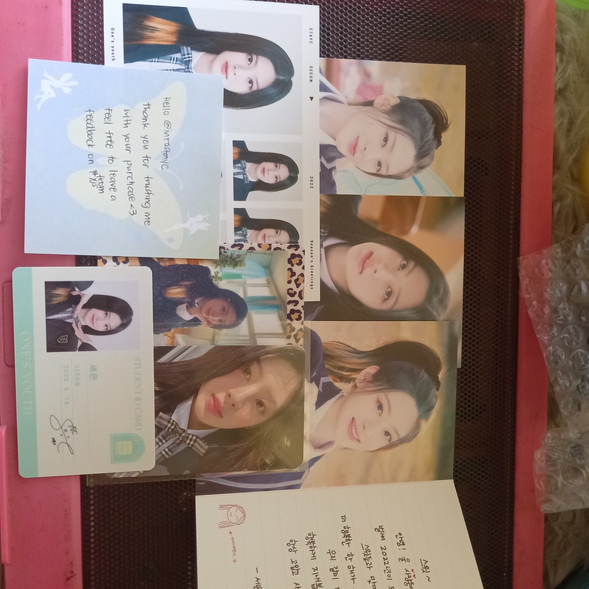 intostayc's tweet photo. #intomails ๐
mail from: @yujinsale
seeun sg22 set came home safely tysm !
#fromyjs https://t.co/F0N4TSlMTD