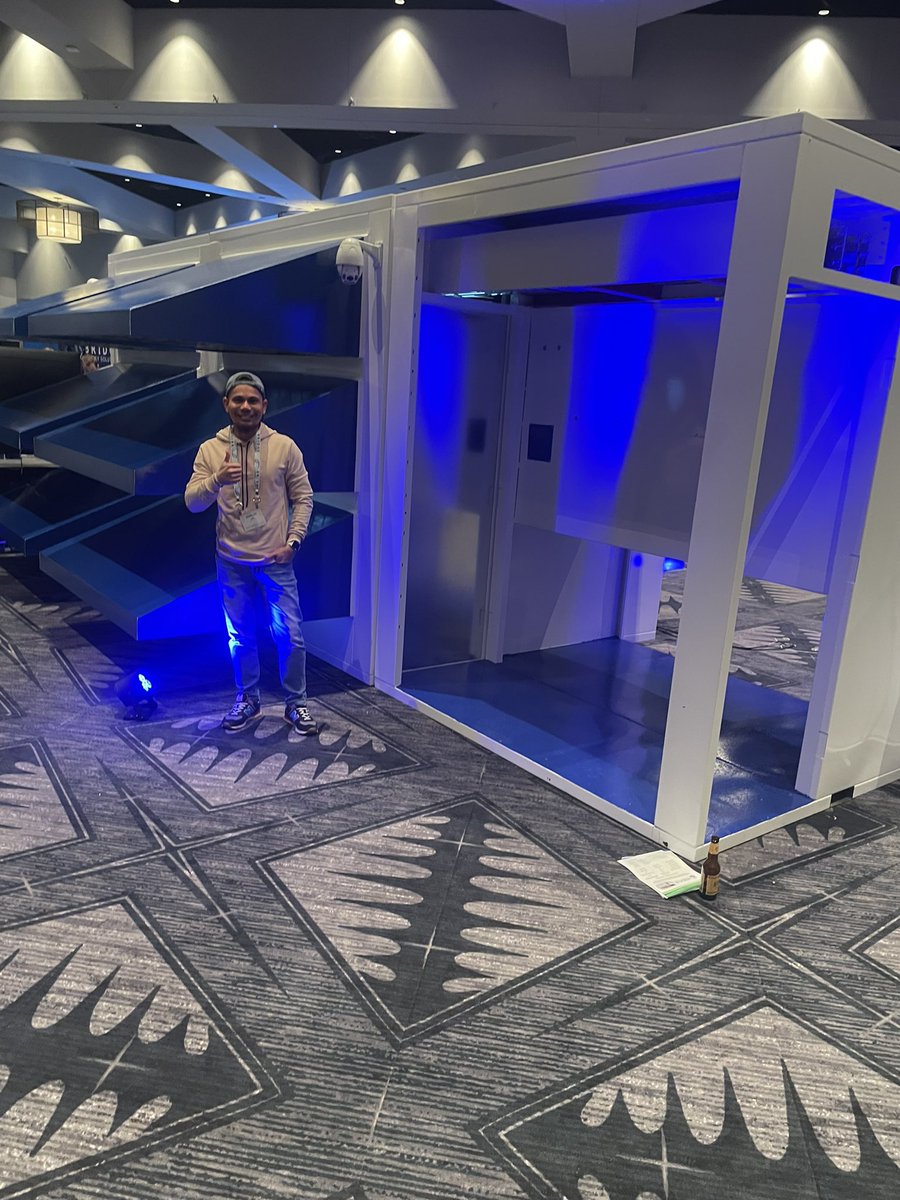 MarlinTrades's tweet photo. Enjoying #miningconf ! Today will be the day all of these great speakers will pack the convention center to discuss #btc and the future of money as well as #energywellspent https://t.co/I0wuRxXnbq