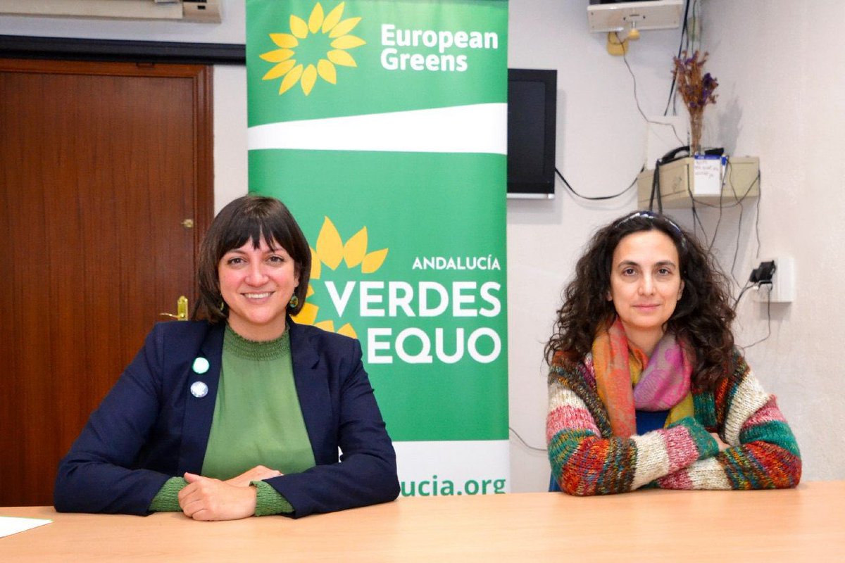 Ayer en Sevilla con <a href="/VerdesEquo_sev/">Verdes Equo 🌻 Sevilla</a> compartiendo un rato de charla y análisis sobre la situación política andaluza. 
Lo tenemos claro: política verde y útil.