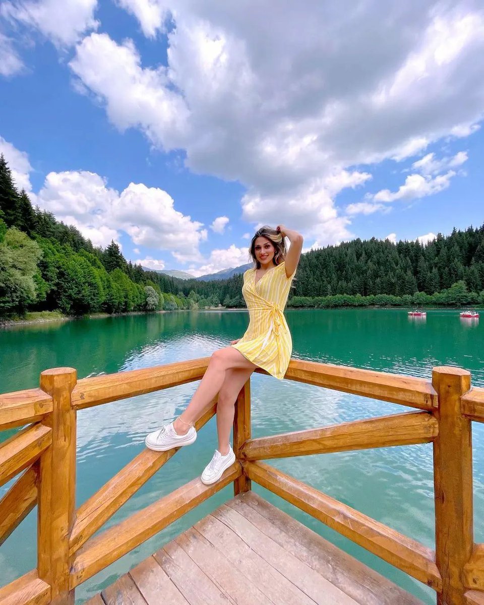 Artvin Karagöl'ü rotanıza ekleyin.