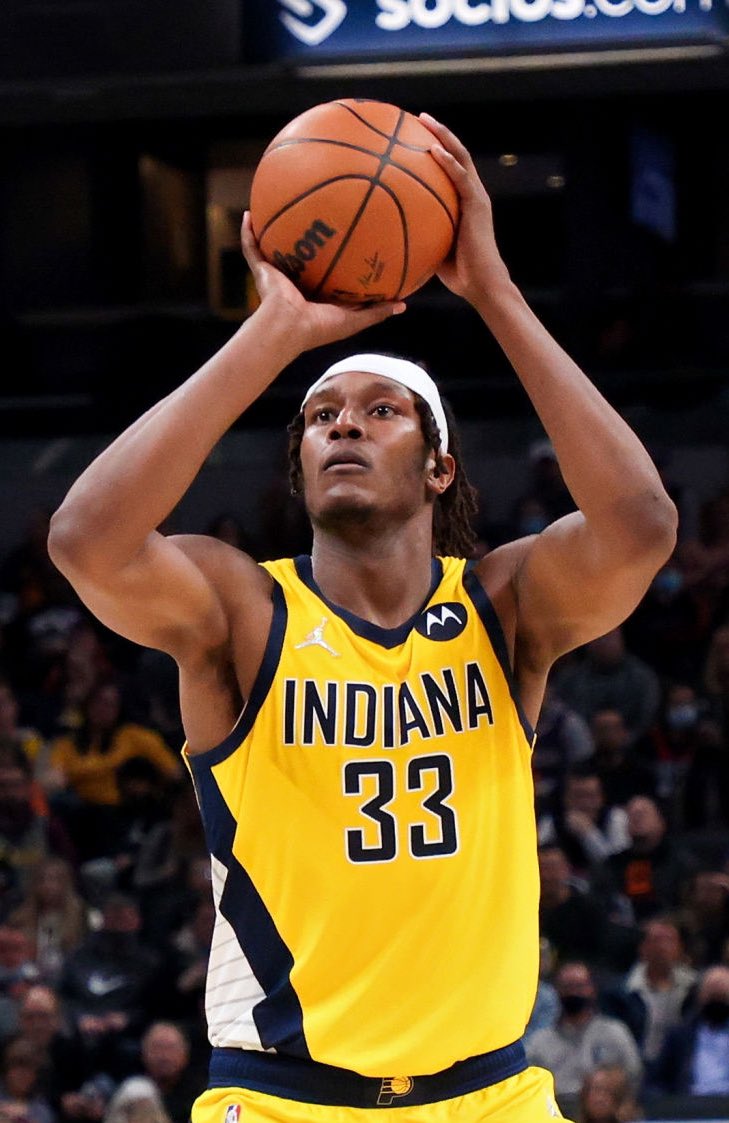 TheDunkCentral's tweet photo. The Raptors are discussing a Goran Dragic trade with multiple teams, per @JakeLFischer 

Atlanta and Toronto have discussed a Danilo Gallinari for Goran Dragic trade

Toronto and Indiana have discussed a trade regarding Goran Dragic and a first-round pick for Myles Turner https://t.co/xnw9KOEUQC