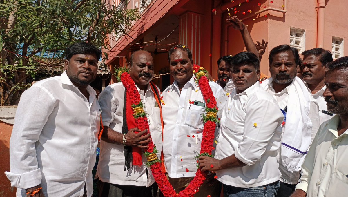 ATheerthy's tweet photo. சென்னை மாநகராட்சி 22 வது வட்ட மதசார்பற்ற முற்போக்கு கூட்டணியின் வேட்பாளராகிய நான் சின்னசேக்காடு கலைஞர் தெரு, கண்ணன் தெரு, மற்றும் சந்திரா அம்மன் கோயில் தெருவில் பகுதிகளில் உள்ள குடியிருப்பில் வீடு வீடாக  சென்று கை வாக்கு சேகரித்தேன். @INCTamilNadu @arivalayam @DMKITwing https://t.co/POeIHr3rPa