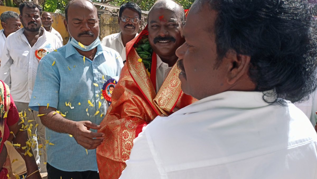 ATheerthy's tweet photo. சென்னை மாநகராட்சி 22 வது வட்ட மதசார்பற்ற முற்போக்கு கூட்டணியின் வேட்பாளராகிய நான் சின்னசேக்காடு கலைஞர் தெரு, கண்ணன் தெரு, மற்றும் சந்திரா அம்மன் கோயில் தெருவில் பகுதிகளில் உள்ள குடியிருப்பில் வீடு வீடாக  சென்று கை வாக்கு சேகரித்தேன். @INCTamilNadu @arivalayam @DMKITwing https://t.co/POeIHr3rPa