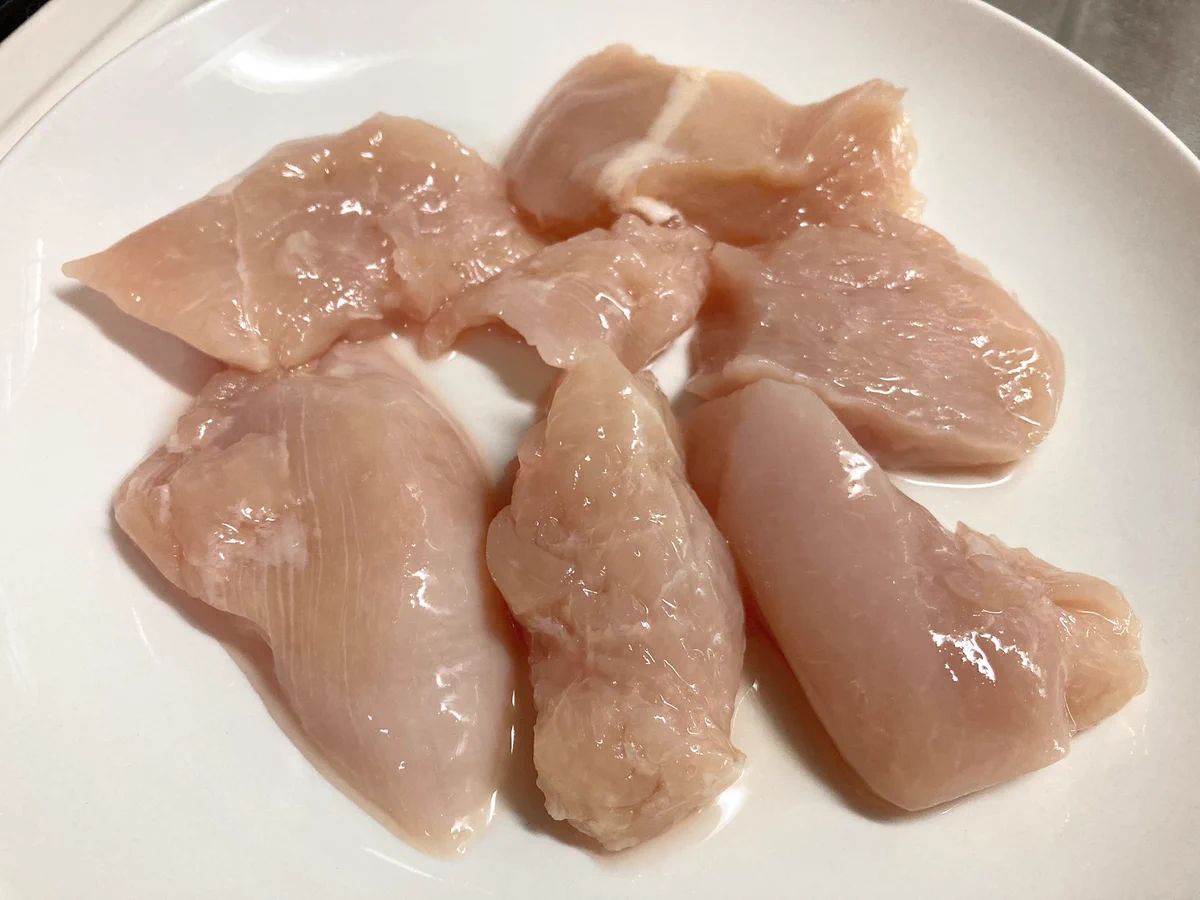 覚えておきたい！鶏むね肉で煮物を作るとき、こうするとしっとりとした仕上がりになる？！
