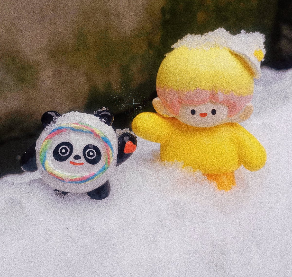 TTWGlitter's tweet photo. 昀昀&amp;墩墩
🐼🐥🌨️🐾 https://t.co/h7FlO74sIt