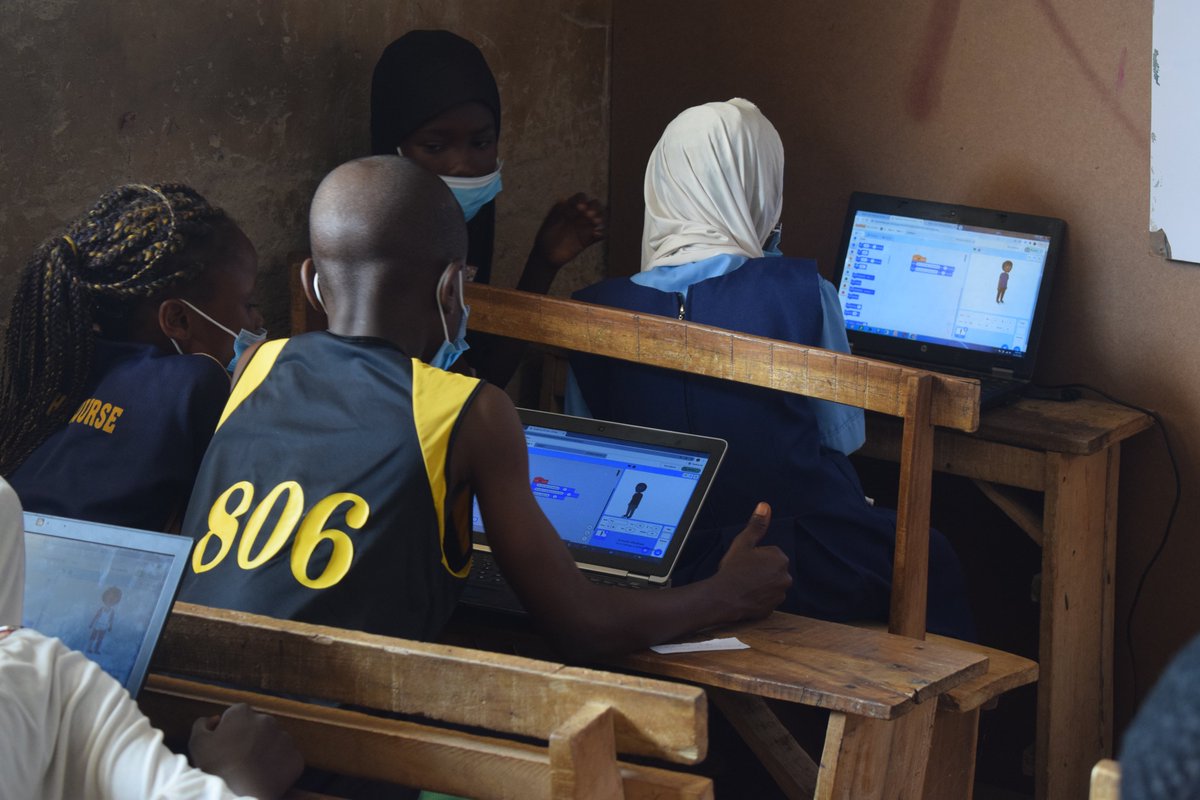 googleafrica's tweet photo. We're excited to have worked with partners in Nigeria, Kenya, and South Africa to introduce over 8.5k young kids to #coding during #CSEdWeek. Thanks to all passionate educators for inspiring these young people to see themselves as tech creators #ComputerScienceFirst #GoogleForEdu https://t.co/ZhqPSVtcU4