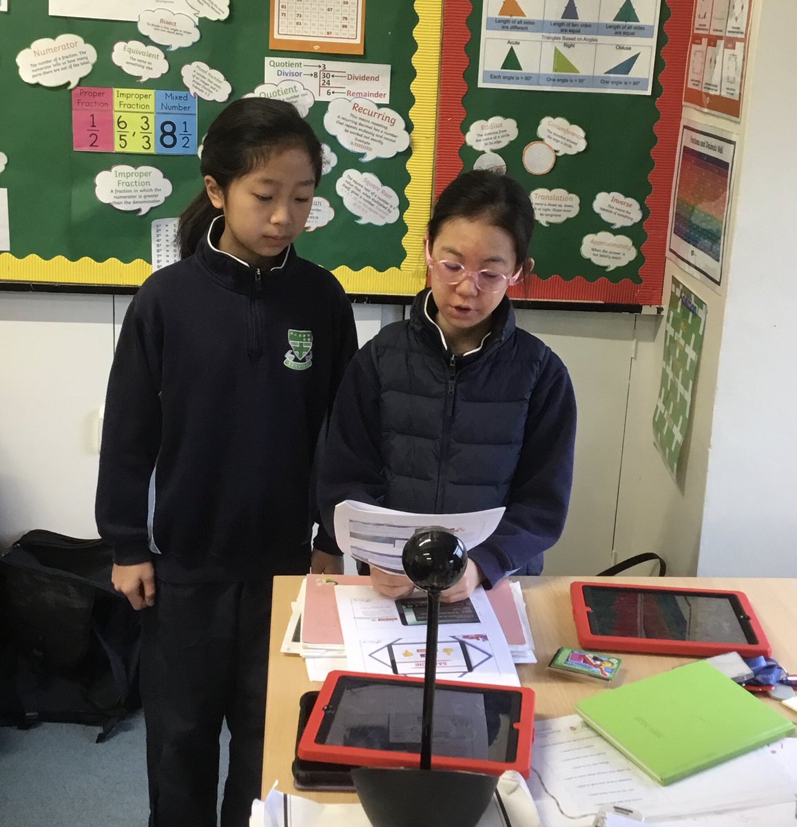 UrsulineYear6's tweet photo. Thank you #UrsulineComputing prefects for leading a valuable assembly on #internetsafetyday Stay safe online and remember to keep it all fun and games! #UrsulineStem https://t.co/b7tSekplMm