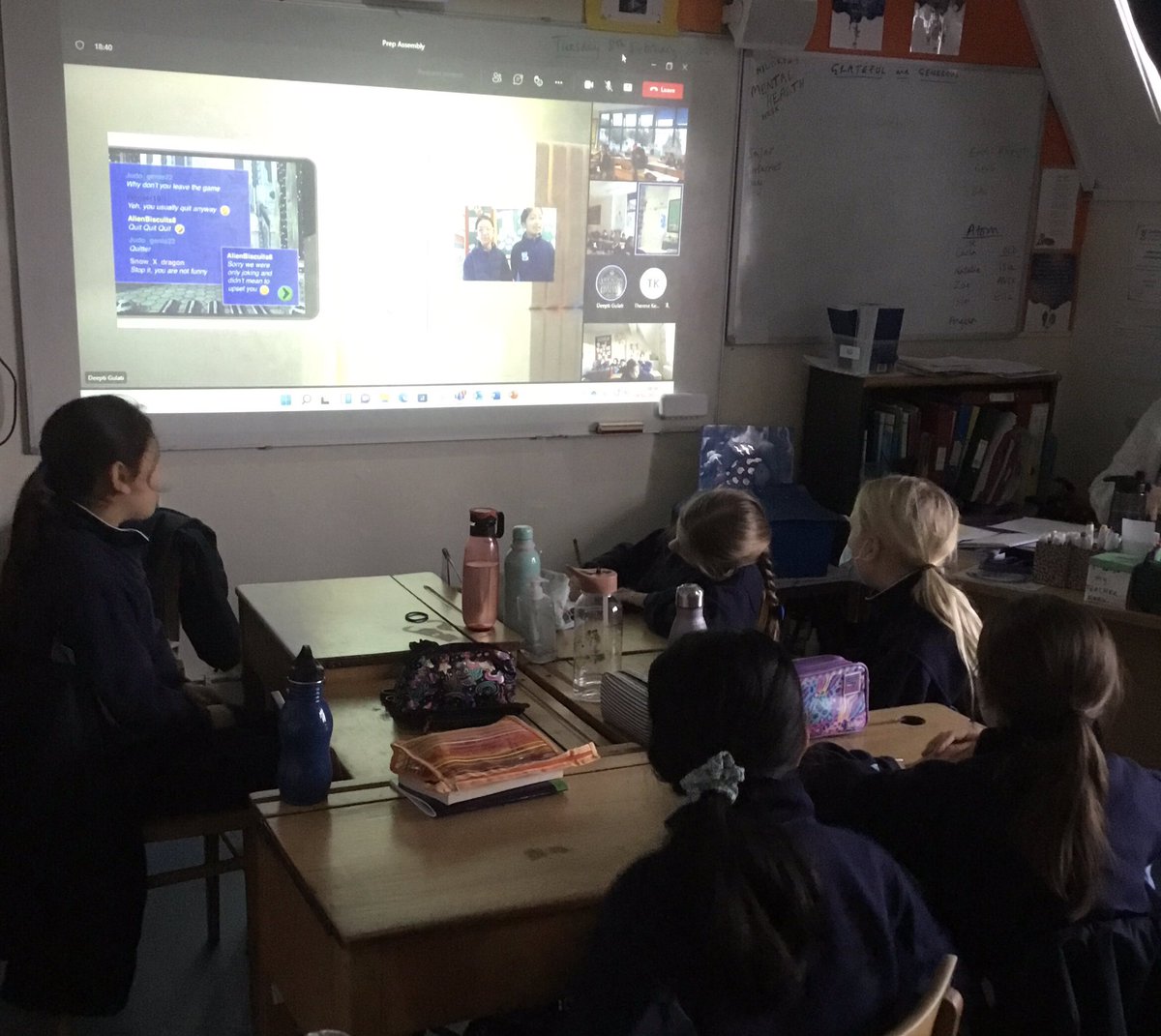 UrsulineYear6's tweet photo. Thank you #UrsulineComputing prefects for leading a valuable assembly on #internetsafetyday Stay safe online and remember to keep it all fun and games! #UrsulineStem https://t.co/b7tSekplMm