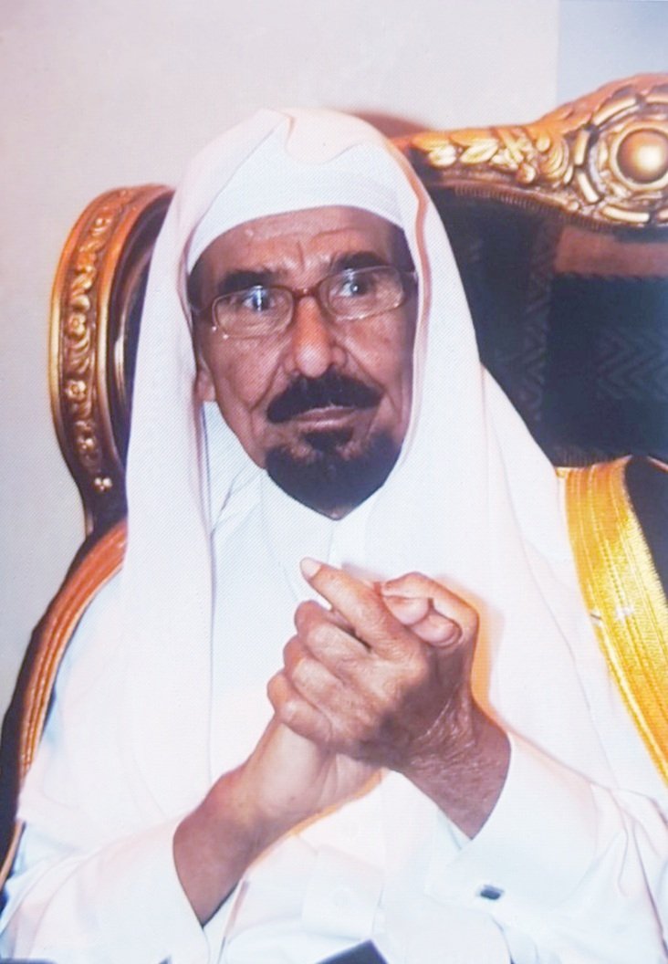 M_S_M_Alamr's tweet photo. العم عبدالرحمن بن سليمان الوهيبي من اغلى
الرجال و اعز الاصدقاء
عند والدي رحمه الله
 
المحبة تجمعهم اكثر من صلة القرابة
و التواصل يربطهم أكثر من زمالة العمل 

الرقة و الطيبة و الحبابة
في العم الفاضل يلمسها
كل من عرفه و ينعم بها جلاسه كل اسبوع

#ذكريات_شارع_الدركتر
#ذكريات_حي_الملز https://t.co/nk93560aTf