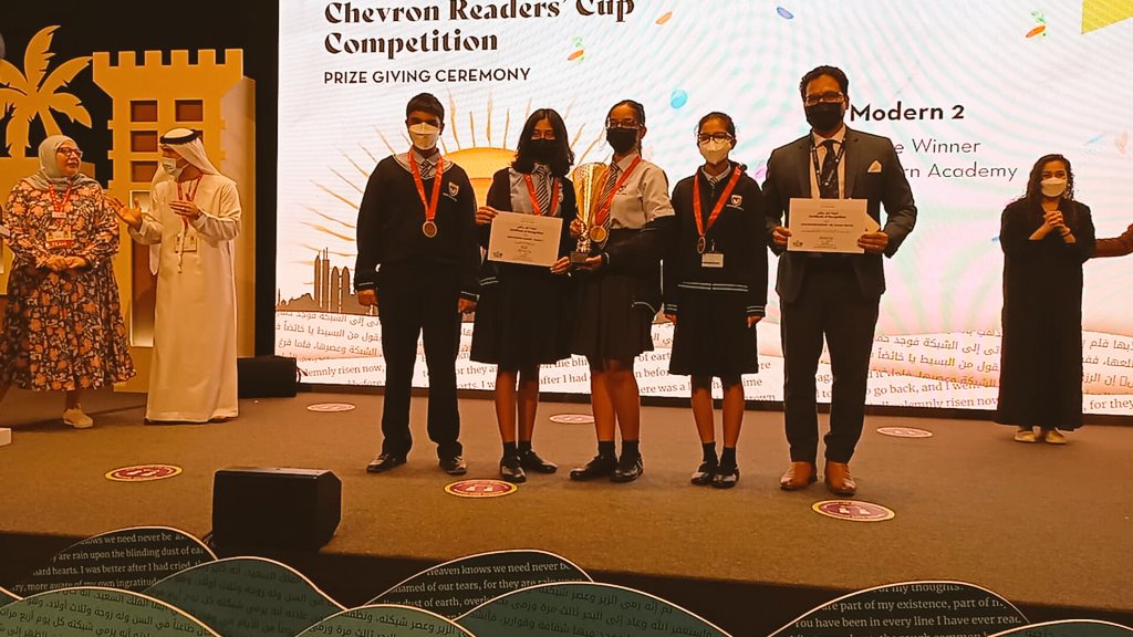 DxbModern's tweet photo. And the Chevron Readers' Cup 2022 is in the bag... another first for Modern! 
Team 2 comprising Tanay Jagannathan, Anisha Mittal, Angela Ahuja and Nikitha Chenneru competed against 800 teams to win.Congratulations! 🎉🏆

@KNargish @AvinashSurve20 @GEMS_ME https://t.co/NuNC21Hxcb