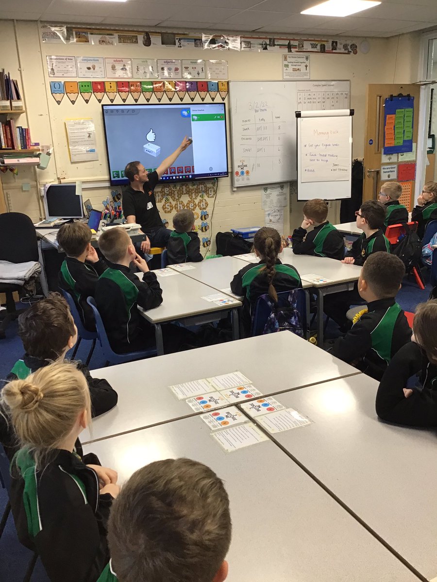 sjvblackpool's tweet photo. #SJV3F are programming Lego this morning with @Legoworkshops as part of internet safety day 💻 #SJVICT #internetsafetyday #juniorstem https://t.co/1DApIvo6Gy