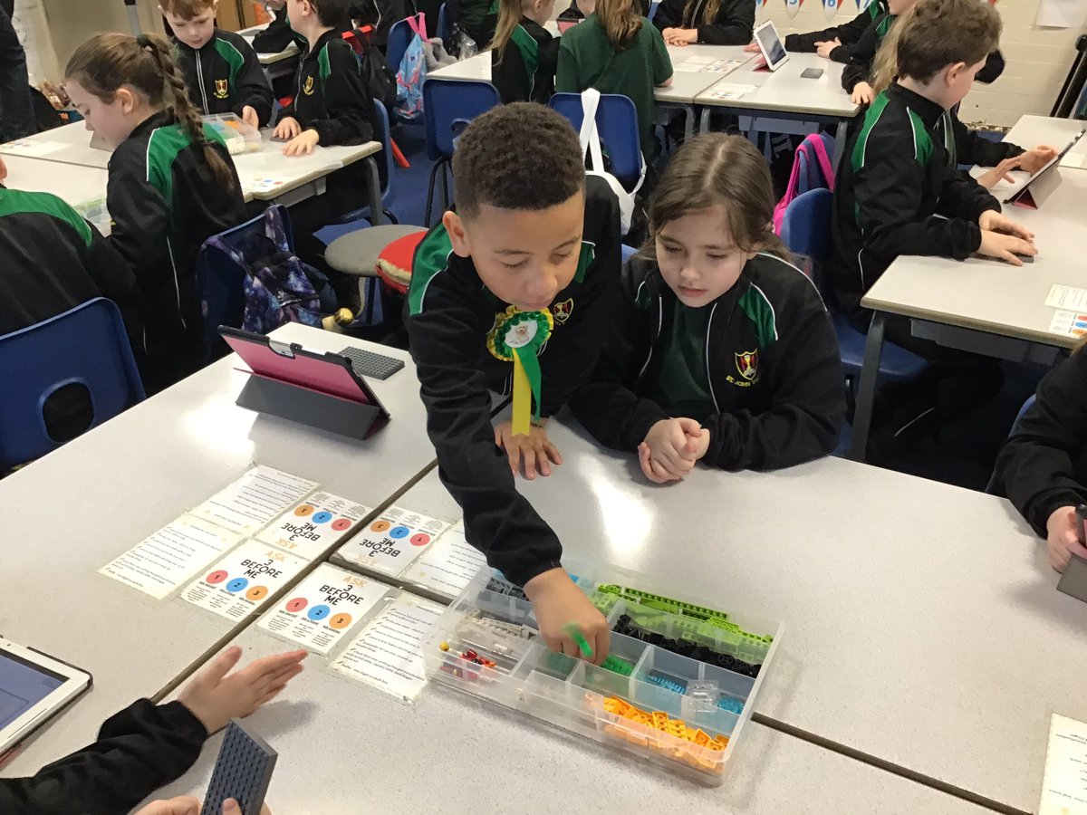 sjvblackpool's tweet photo. #SJV3F are programming Lego this morning with @Legoworkshops as part of internet safety day 💻 #SJVICT #internetsafetyday #juniorstem https://t.co/1DApIvo6Gy