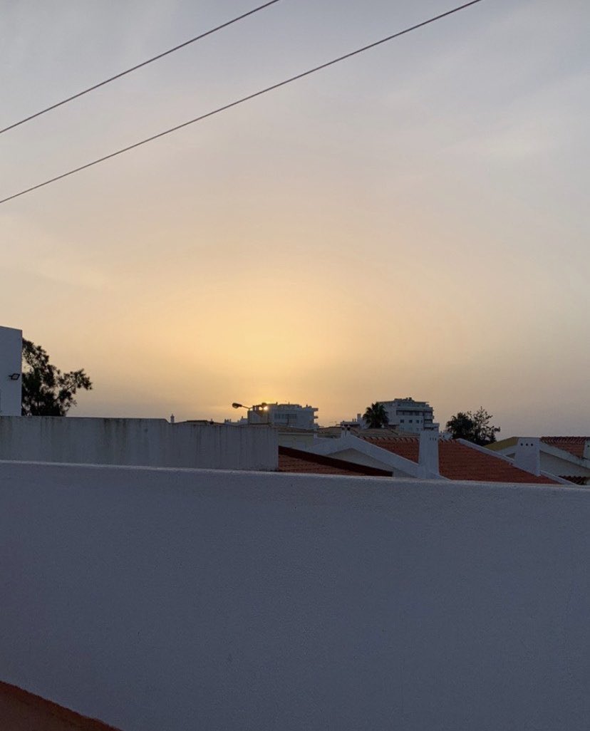 Mama4Simone's tweet photo. Sunrise here in Portugal gets me every day. I’m in love! #travelingfamily #sunrise #digitalnomad #sumofourjourney https://t.co/67zHkQrmhF