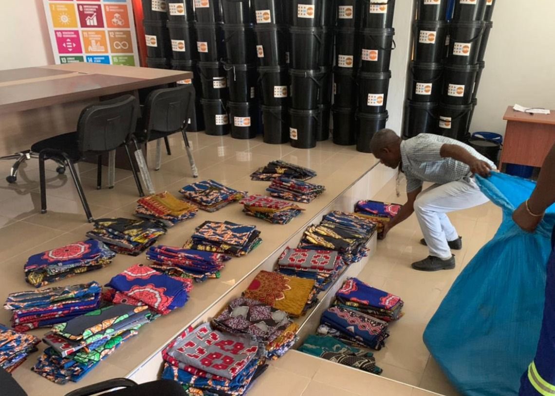 UNFPAMocambique's tweet photo. 500 additional dignity kits have arrived in Zambezia! 🇲🇿 

Distribution to begin this week in cooperation with Government of Mozambique to support women and girls affected by #TropicalStormAna ✊🏽👭🏾 

Obrigada @NorwayInMoz for your funding support 🙏🏽✨ https://t.co/MZJuDQYIIK