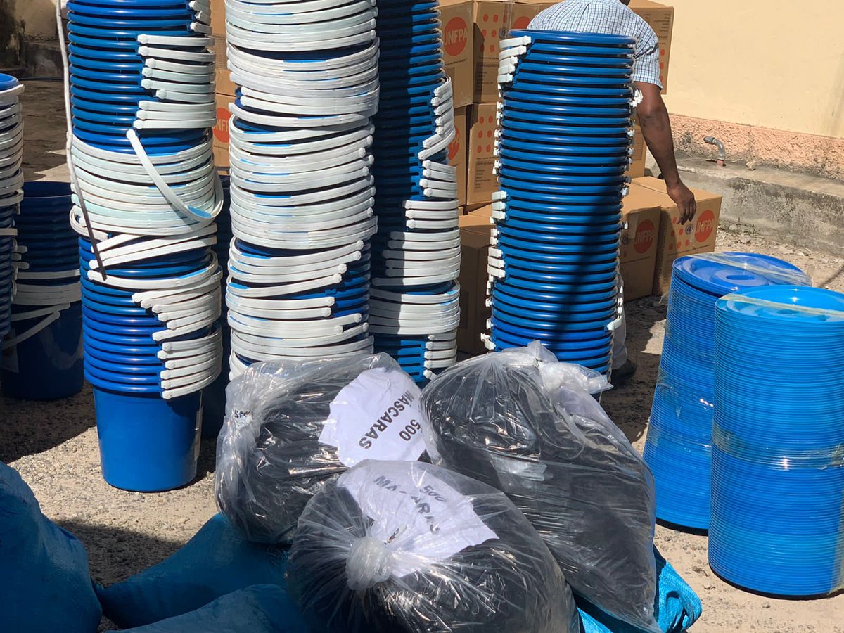 UNFPAMocambique's tweet photo. 500 additional dignity kits have arrived in Zambezia! 🇲🇿 

Distribution to begin this week in cooperation with Government of Mozambique to support women and girls affected by #TropicalStormAna ✊🏽👭🏾 

Obrigada @NorwayInMoz for your funding support 🙏🏽✨ https://t.co/MZJuDQYIIK