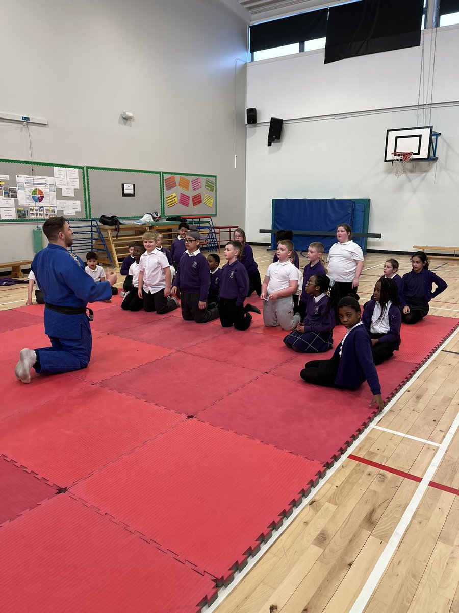 StJosephs_P5J's tweet photo. More Judo 🥋 fun 🤩 https://t.co/5DlJwWe39i