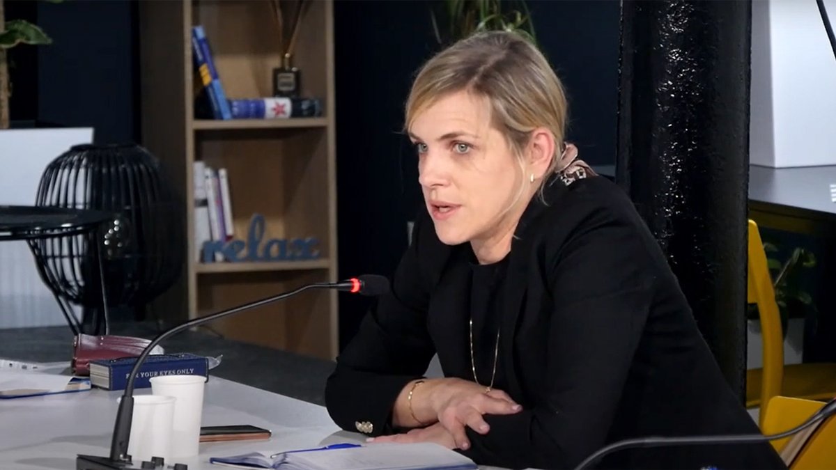 Fondacija Ana i Vlade Divac i Fondacija Centar za demokratiju organizovale su 7. februara 2022. godine Javnu debatu: „Ekonomsko osnaživanje žena u Srbiji i Agenda 2030“. 

Javnu debatu smo organizovali kao aktivnost savetodavne Tematske grupe „Postići rodnu ravnopravnost i osnažiti sve žene i devojčice“ u okviru Platforme „Održivi razvoj za sve“, koju podržavaju vlade Švajcarske i Nemačke, a implementira Deutsche Gesellschaft für Internationale Zusammenarbeit (GIZ) GmbH u okviru projekta „Reforma javnih finansija – Agenda 2030“. 