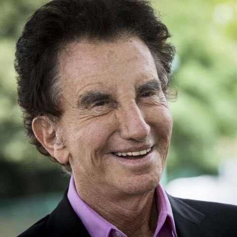 PacTheDUC's tweet photo. On a retrouvé l’autre Bogdanoff. #bogdanoff #jacklang #imarabe #chirurgie #saccagetonvisage https://t.co/QWe9MEGeIN