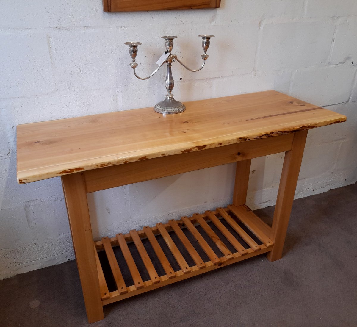 UniqueworksLtd's tweet photo. As we close our little business, there will sadly be no more Uniqueworks furniture made. 
Here's a  gallery of our closing stock pieces. https://t.co/omipJ6rGEV
Contact us soon to purchase one of our last items. All enquiries and sensible offers welcome. https://t.co/qRADaJO88E