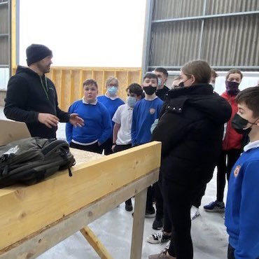 SchoolCastlebay's tweet photo. Yesterday S2 visited #ModularWest in their new factory in Vatersay. Roddy MacInnes showed the pupils around and talked to them about his experiences. Roddy is keen to work with our #DYW Coordinator to support any youngsters interested in apprenticeships.
@cne_siar @DYWTOH https://t.co/iIG1dwTtkt