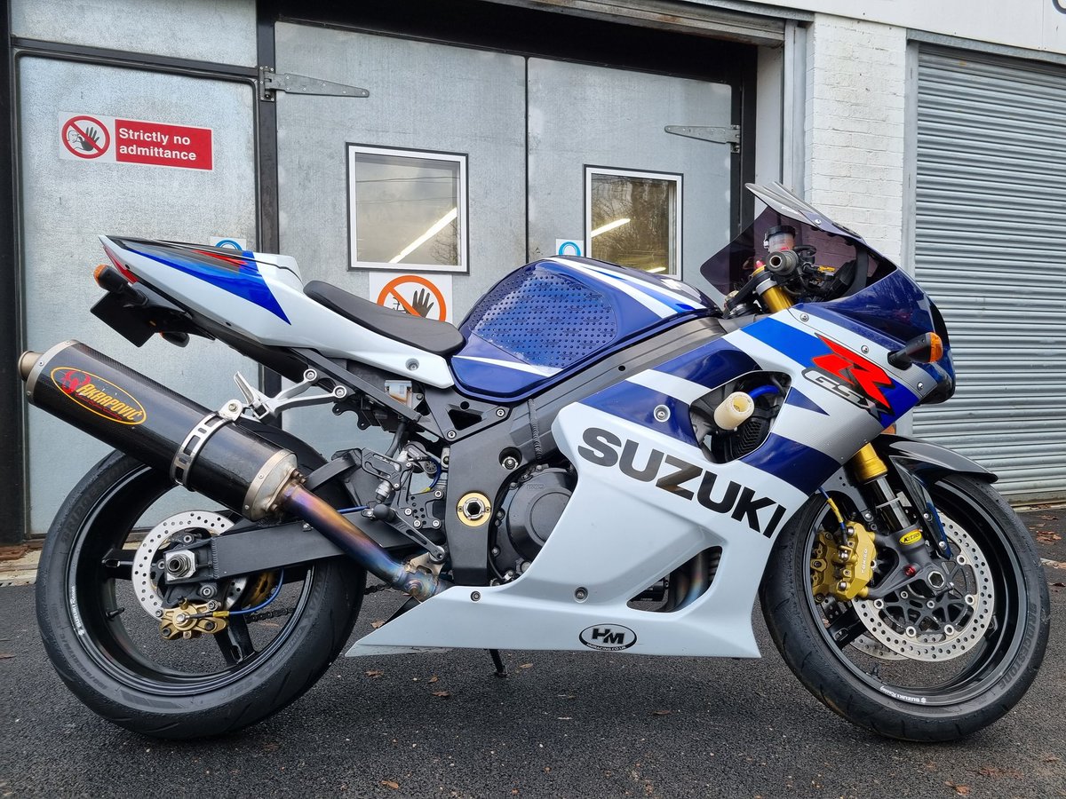 PDQDyno's tweet photo. GSXR1000 K4 in for a full service including valve clearances, K-Tech SSRK Valve Kit and Springs, Nitron R2 Shock, Dynojet PCV and quickshifter before being mapped on the Dyno
@PDQDyno @KTechSuspension @NitronRacingUK @DynojetUK #fullservice #ssrkkit #nitronshock #pcv #dynoatpdq https://t.co/VszUuvemLW