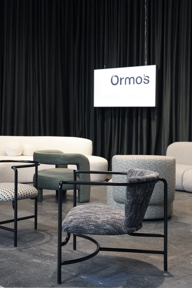 EricoNavazo's tweet photo. acabó Intergift 2022
Aqui presentamos "Retrato" la colección de muebles que he diseñado para Ormo´s empresa sevillana de mueble tapizado. Muy agradecido a Ormo´s por confiar en mi para diseñar la colección y emocionado con la buena acogida que esta teniendo #ericonavazo #ormos https://t.co/87dMEL7KZX