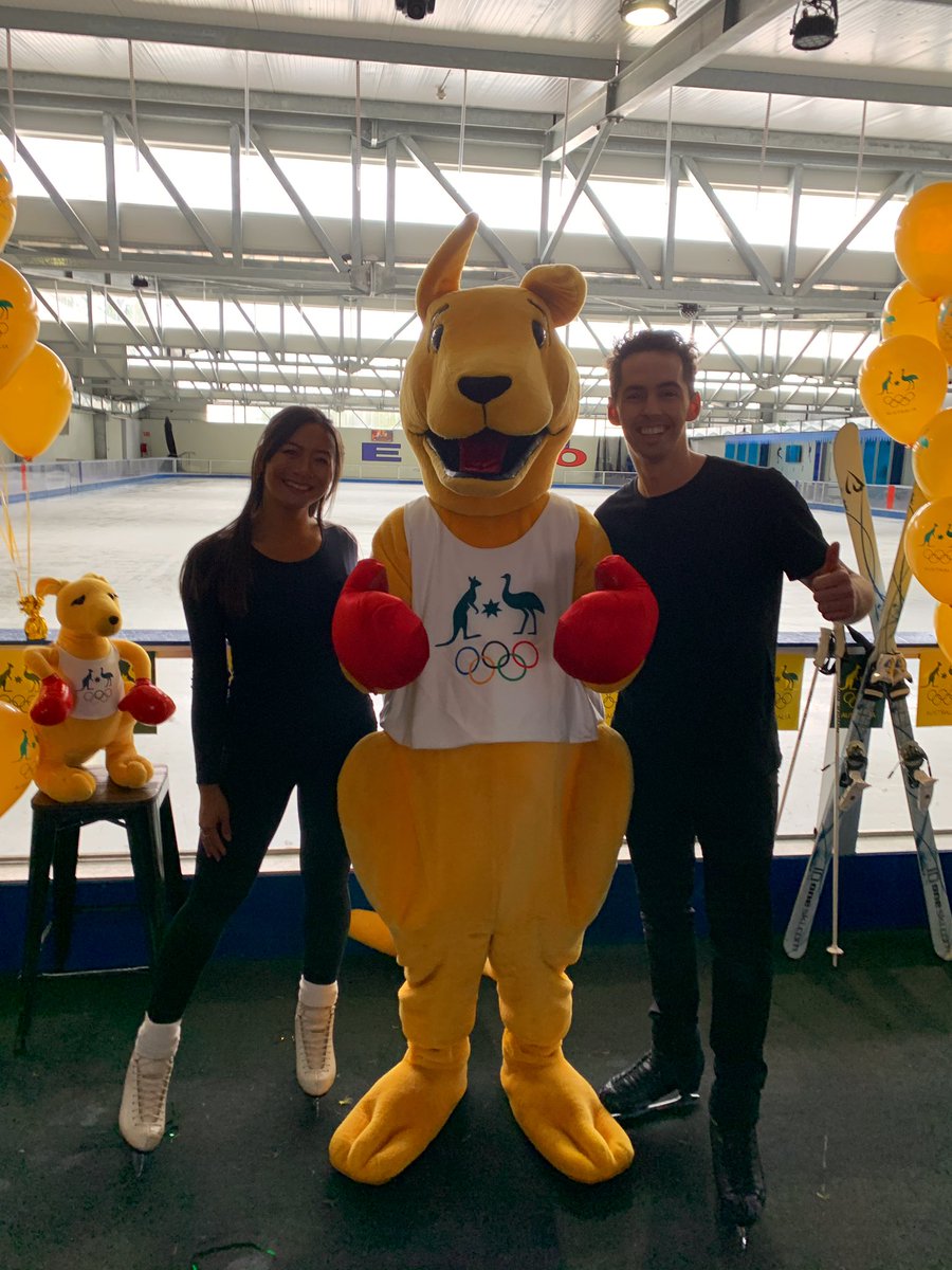 Teaching BK to skate today with <a href="/AUSOlympicTeam/">AUS Olympic Team</a> ! Tune into Olympics Unleashed this Friday to see him in action!