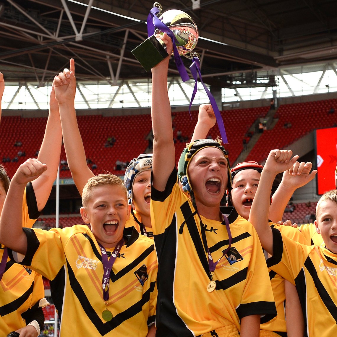 TheRFL's tweet photo. 📅 August 26, 2017:
🏆 Captains @CastlefordPE to the Year 7 Boys Champion Schools title at Wembley.

📅 February 4, 2022:
🐺 Makes his first senior appearance for @WarringtonRLFC.

👏 A rapid rise for Noah Booth! https://t.co/5xr0ObM0EL