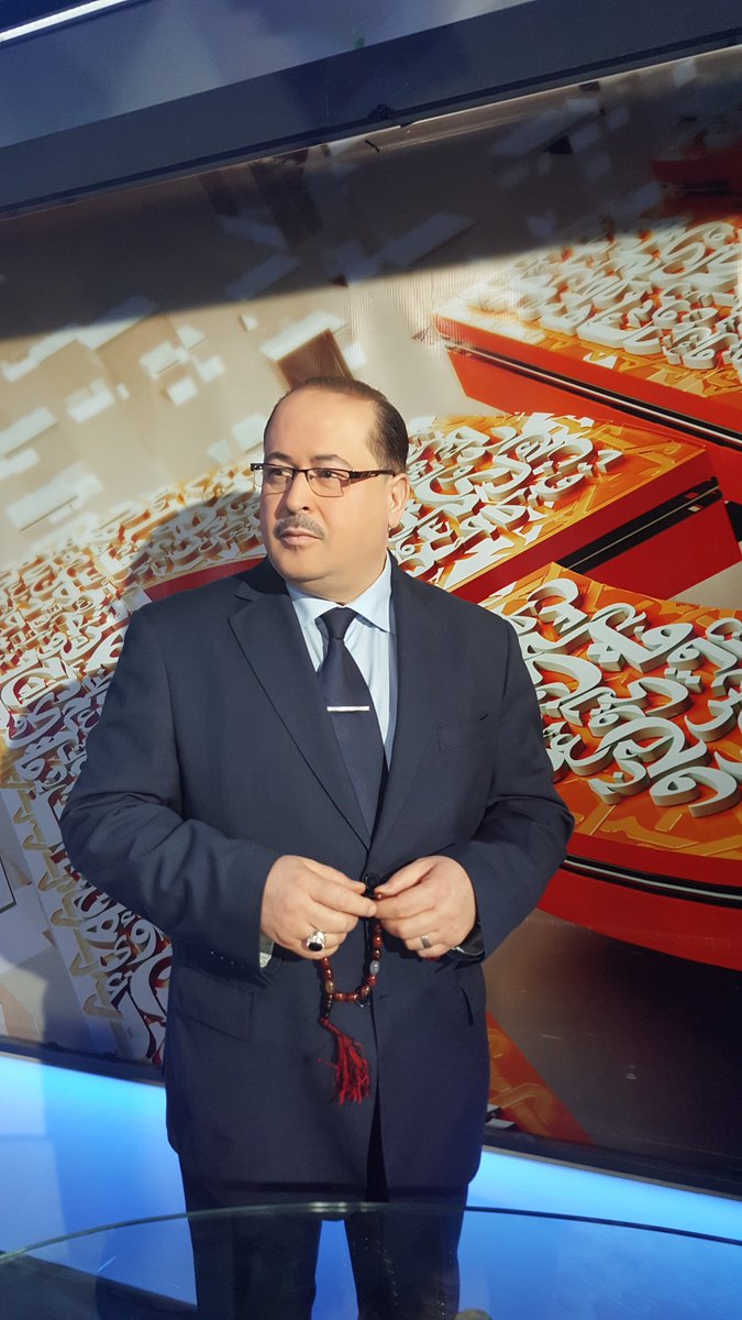 الذي لا يدافع عن مظلومية اليمن لا هو عربي و لا هو مسلم , و لا هو إنسان و لا هو حر .....

د.يحيى أبو زكريا