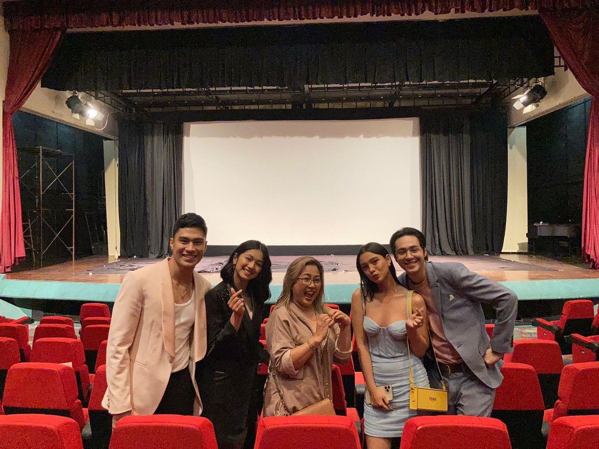 strannerslayer's tweet photo. are you ready for this Squad hmm

LAFS WORLD PREMIERE
#DanielaStranner | @strannerd https://t.co/uXeGrvG9DX