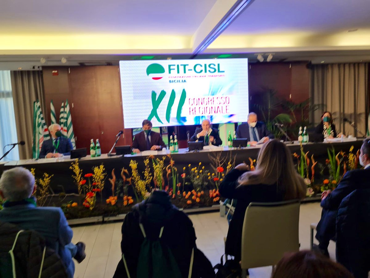antoniodb69's tweet image. 📌oggi il #XIICongresso #FitCislSicilia, momento di straordinaria democrazia e confronto per il rinnovo degli organismi. Relaziona #DionisioGiordano, interviene #SebastianoCappuccio, conclude @salvopellecchia.
Con passione e impegno…#CresciamoConTrasporto
@FitCisl @CislSicilia