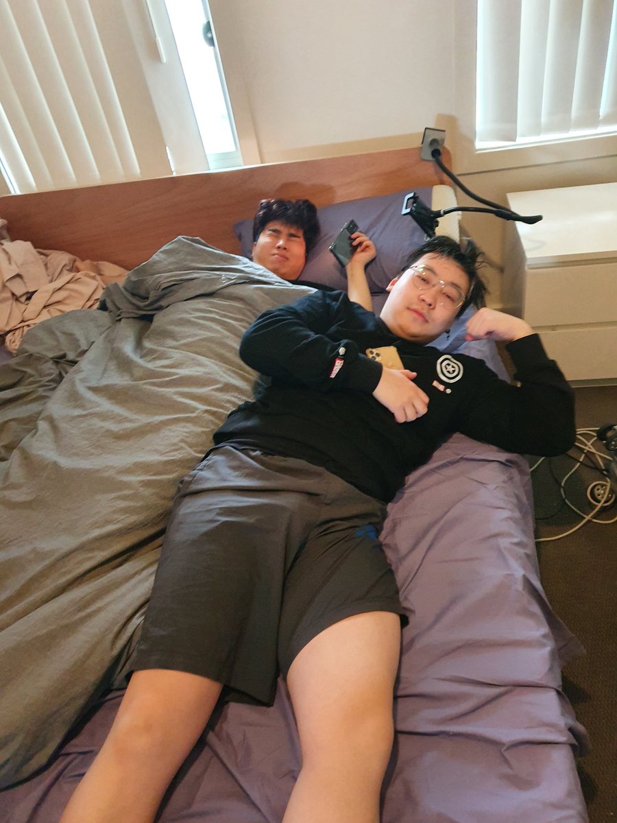 TopoonLoL tweet media