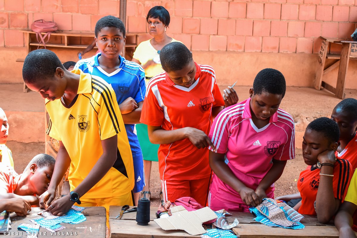 TownCrierAfrica's tweet image. #GivingTuesday 

You can donate to @TownCrierAfrica #Project5000Girls Pad Drive throughout this month

We are collecting donations of reusable &amp;amp; disposable pads, tampons &amp;amp; menstrual cup. 

You can also our #Cub100, Kindly fill this form to be part of it: forms.gle/oAPY2txhMiEGA4…