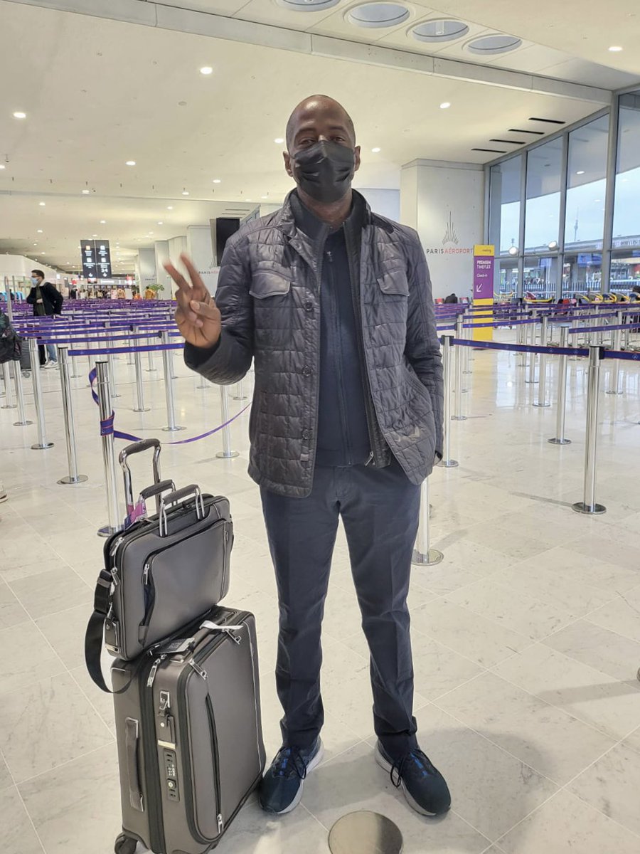 YCastanou's tweet photo. Le RDCongo Tour reprend 🇨🇩
En route pour Kinshasa ! ✈️
#rdc #RDCongoTour #kinshasa https://t.co/bheYCaIEw8