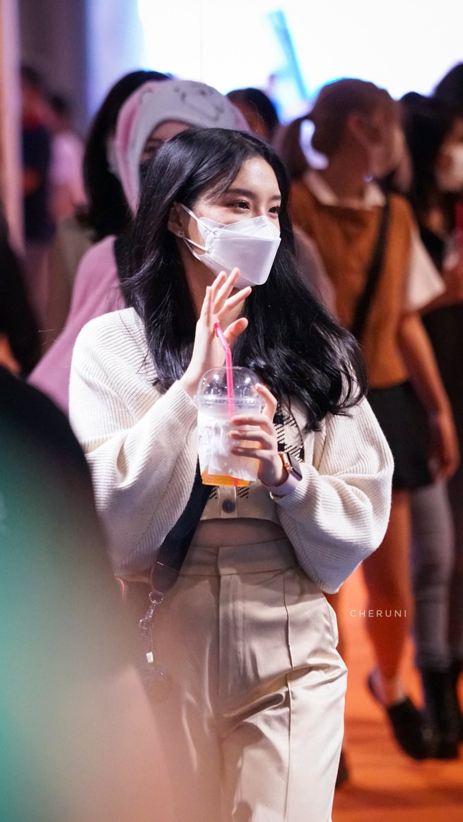 คิดถึงอีกแล้วววว~ 🥺

#CherprangBNK48