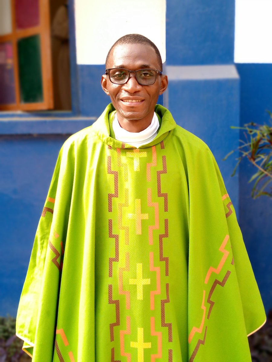 KetaAkatsiYouth's tweet photo. 🪄🎊🎉 Blissful Birthday Frs. Felix SENYO and Samuel Pius AGBEYESRO.
Praying for you that you have a day as wonderful as you are. May the Holy Spirit send you the gifts of wisdom, maturity and understanding this year. May you grow not just beautiful, but also wiser with age. https://t.co/Id2GTxWgXl