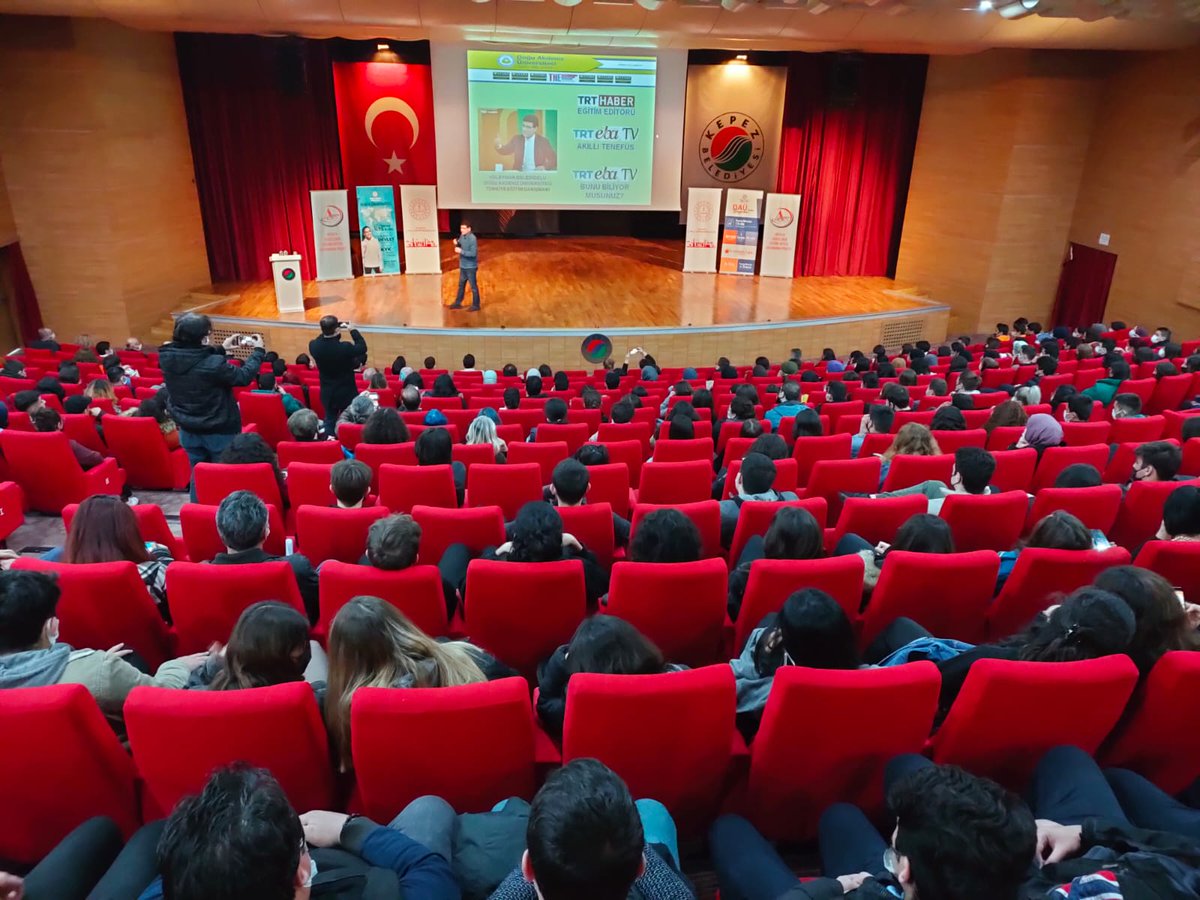 Öğrenci Akademileri kapsamında, <a href="/07kepezmem/">Kepez İlçe Milli Eğitim Müdürlüğü</a> Erdem Beyazıt Kültür Merkezinde Eğitimci Yazar Süleyman Beledioğlu ile 12. Sınıf Öğrencilerimiz buluştu. Emeği geçenlere teşekkür ederiz. 
<a href="/huseyiner07/">Hüseyin ER</a>
<a href="/AntalyaValilik/">T.C. Antalya Valiliği</a>
<a href="/tcmeb/">Millî Eğitim Bakanlığı</a>