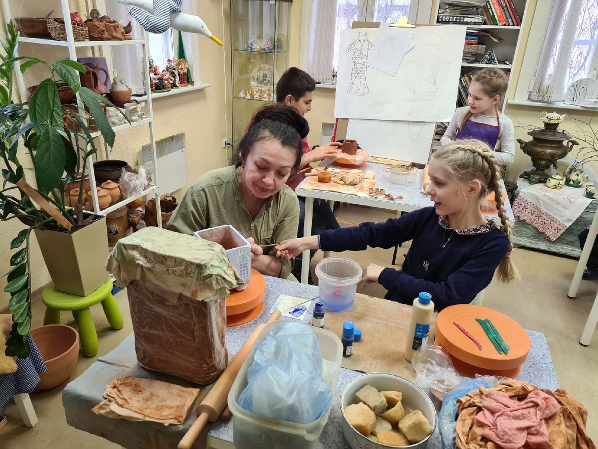 kizhi's tweet photo. Все мастер-классы и экскурсии Детского музейного центра на «Арт-Зиме в Старом городе»:
https://t.co/VjPpyrC30Q https://t.co/8Jy8LP3qg0