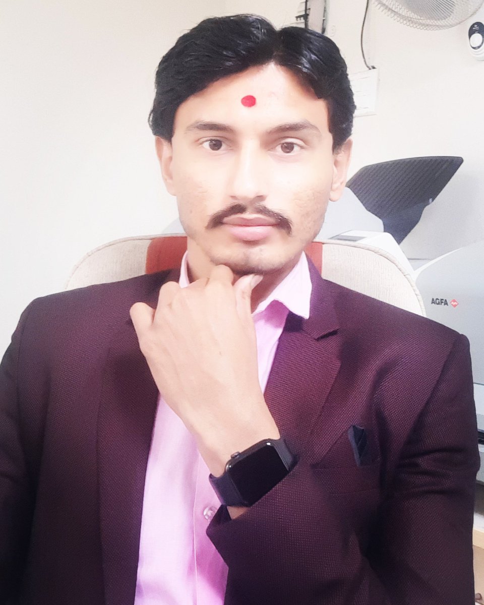 KavyeshKareliya's tweet photo. #kavyesh https://t.co/JFRKFCuhA9