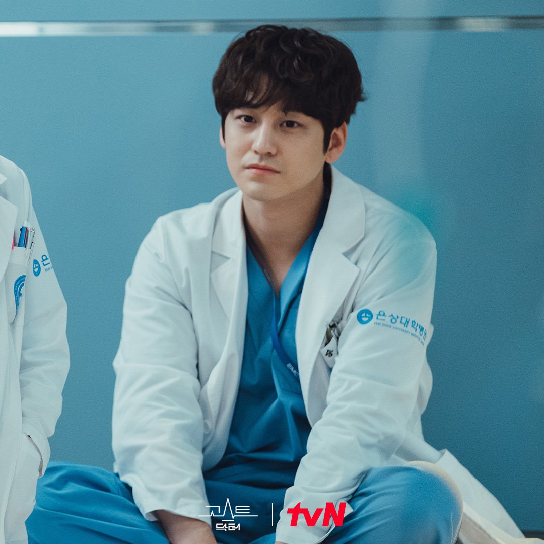 призрачный доктор 7. призрачный доктор сериал 2022. призрачный доктор дорама 2022. ким бом и рейн. призрачный доктор сериал 2022.